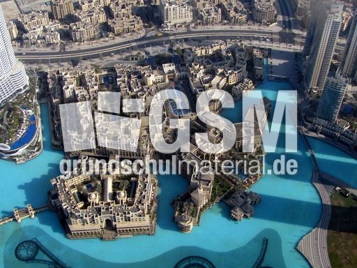 338 Souk al Bahar.JPG